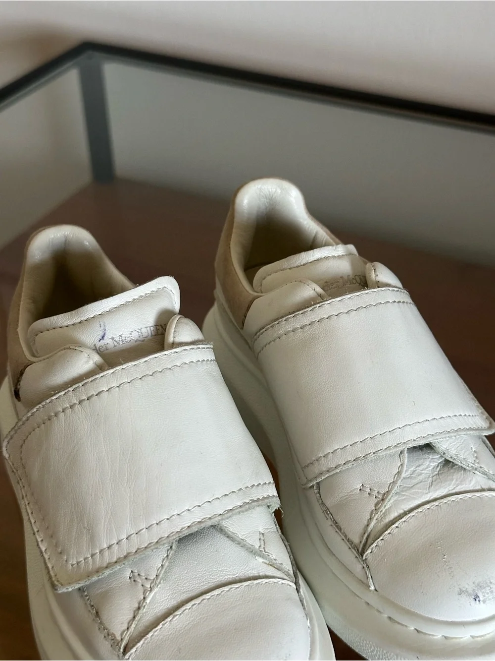 Alexander McQueen Kids Oversized Velcro Leather Sneakers EU 26
